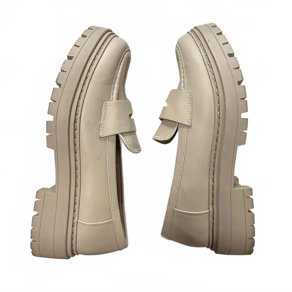 SODA Beige Women's Loafers with Lug Sole size 10